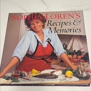 Sophia Loren's Recipes & Memories Cookbook